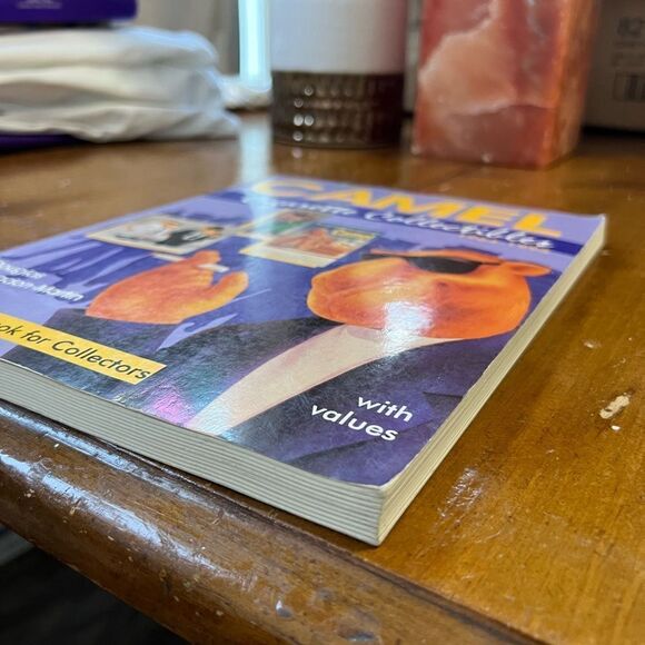 Vintage Camel Book - Picture 4 of 11